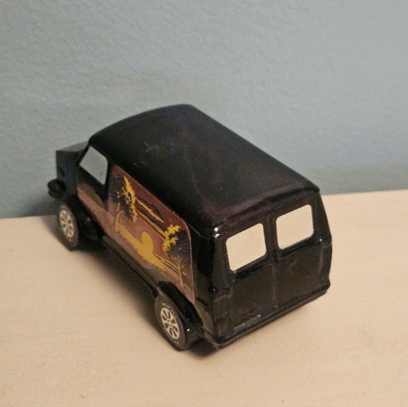 Avon Van Decanter - Picture 2 of 3